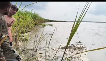 Sugarcane crop standing on seven acres got submerged in Sharda