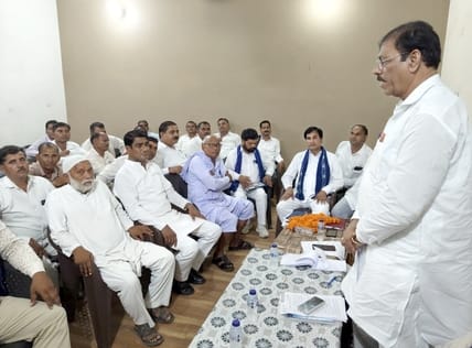 Former MP gave the mantra to BSP workers to unite for the party