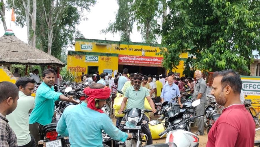 At some places the stock of urea was over and at other places farmers were standing in queue for hours