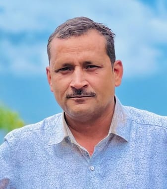 Milk company manager and vegetable vendor died in accidents