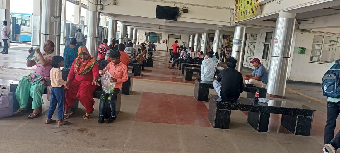 Travelling from Jind to Haldwani becomes expensive, bus fare increased