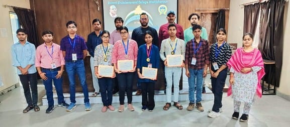 Students expressed their views on space science, Ananya came first