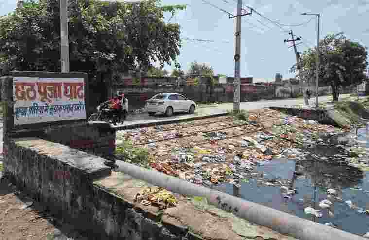 Nets will be installed to keep the minor clean, Chhath Ghat will be made beautifuNets will be installed to keep the minor clean, Chhath Ghat will be made beautifu