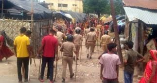After the dispute, the police resorted to lathi charge, two innocent people were injured