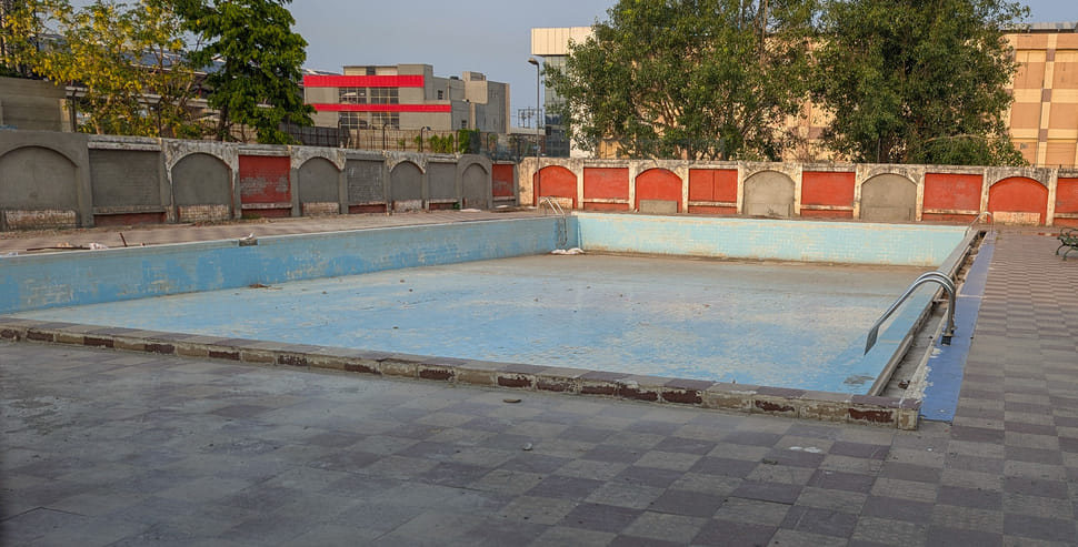 The swimming pool has been closed for two years, players are taking training in private academy