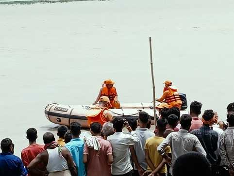 Fearing drowning in the river, NDRF searched but could not find any clue