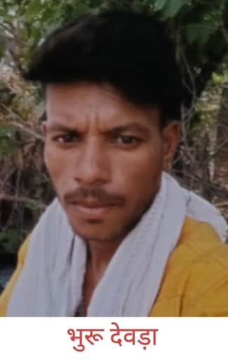 Two people including a youth from Dewas died in separate road accidents in Ratlam