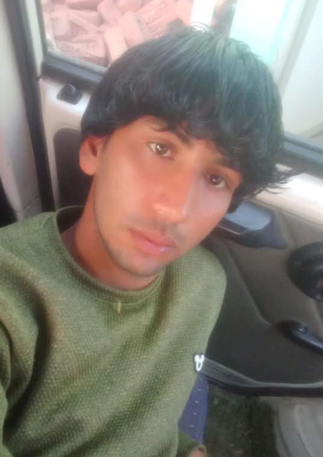 The bike of a young man returning from Dham lost balance and he died on the spot