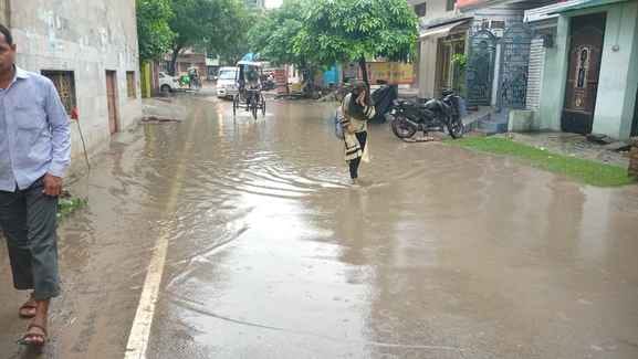 It has been raining for four days, waterlogging in more than 12 localities