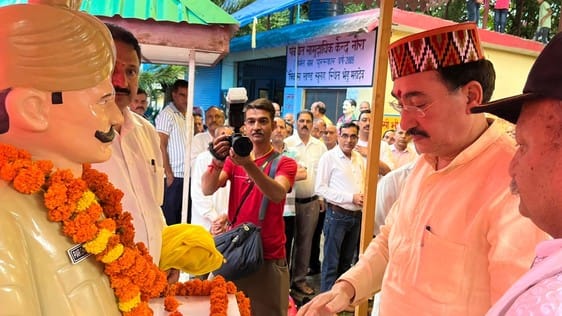 Freedom was achieved only due to the sacrifices of freedom fighters: Parmar