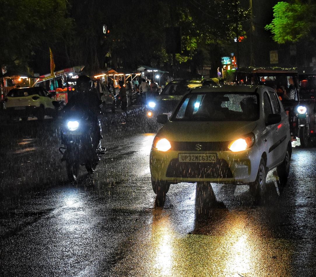 Chances of rain amid pleasant weather