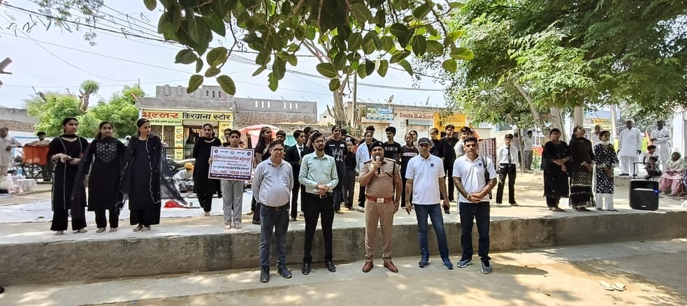 Street plays gave the message of de-addiction