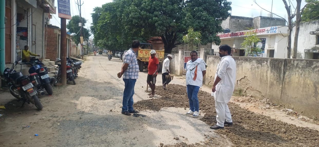 Railway station-Titouwa road became pothole free
