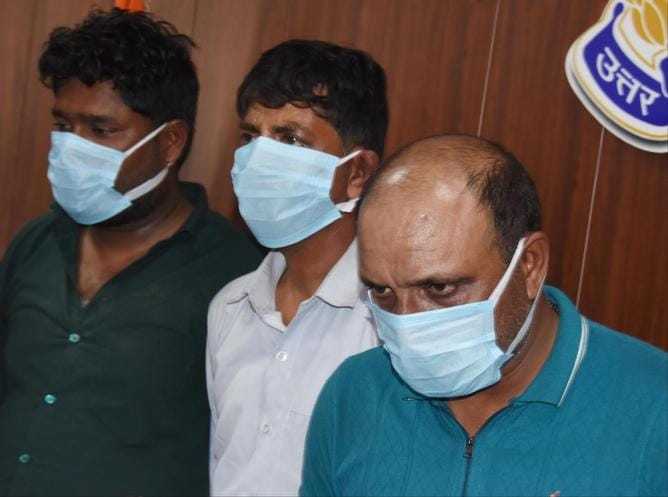 Gang involved in making and supplying fake notes busted, three arrested