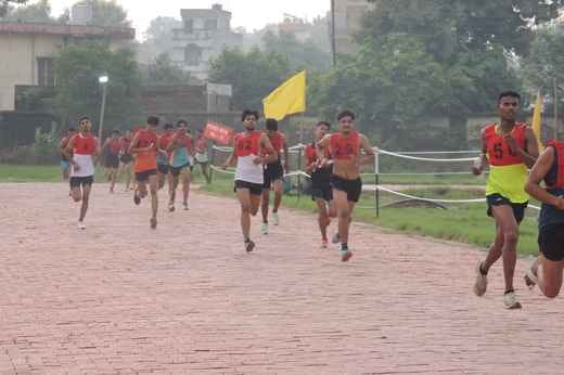 The youth of Bijnor and Baghpat ran vigorously