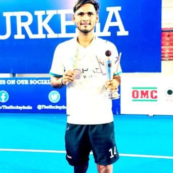 Excellent training has improved the game, bringing glory to the district