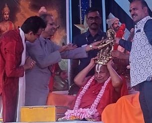Reservation is causing the country's talents to go out: Rambhadracharya