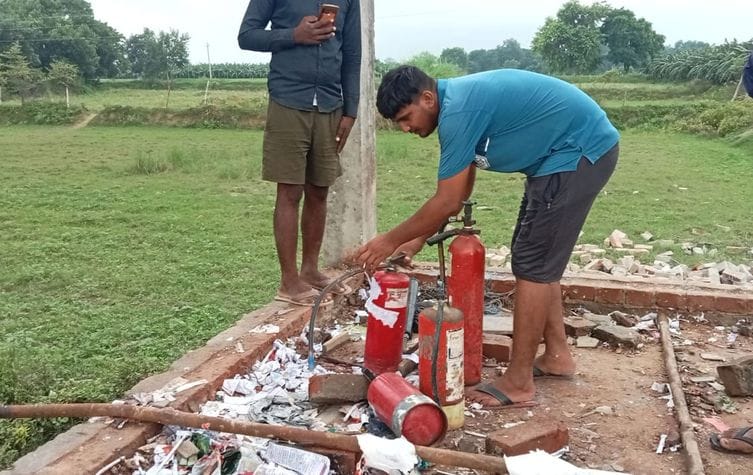 Wife dies in explosion in firecracker factory, husband's condition critical