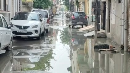 Dev Nagar Colony residents warn, if the sewer problem is not resolved then they will block the road today