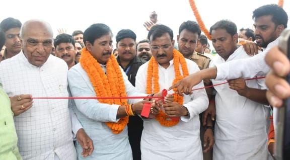 Siddharthnagar News : Minister in charge inaugurated the children's park