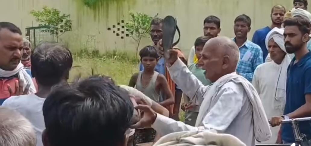 Farmers fight during fertilizer distribution, secretary runs away after closing the warehouse