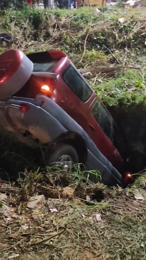 SUV collides with a scooter and falls into an eight feet deep drain, one injured