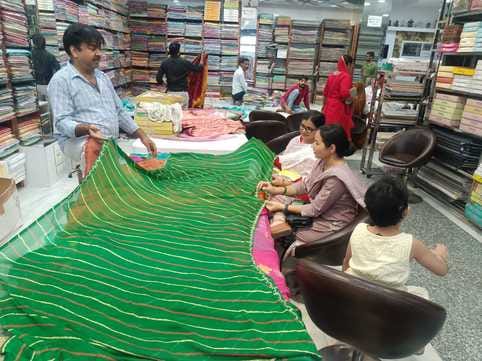 Shopping for Hartalika Teej has begun, sarees with digital prints are the first choice