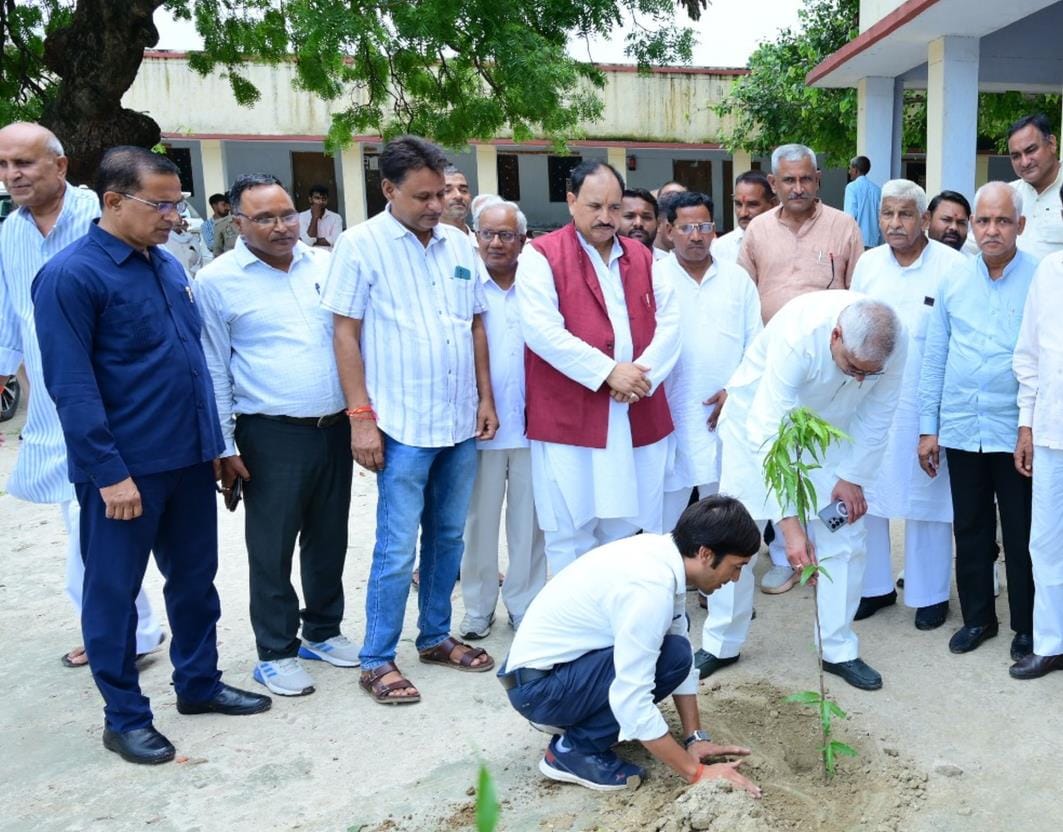 Minister of State Mayankeshwar Sharan Singh became the president