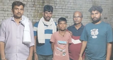 Teen reached Jhalwa from Gautam Buddha Nagar, handed over to family