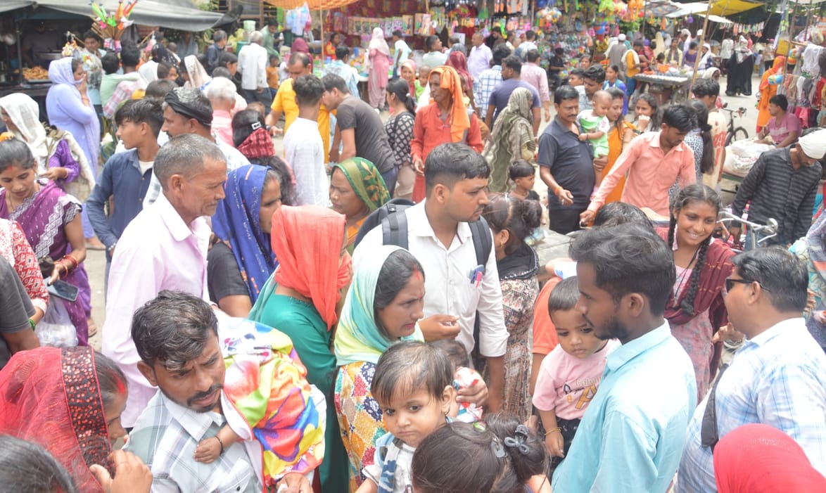 Prasad offered at old Baba's places and made wishes