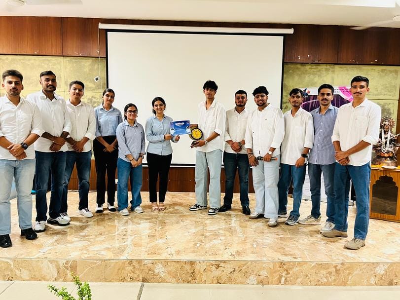Manish Bisla got first place in idea pitching competition