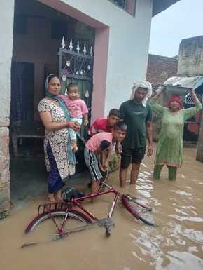 Water entered the houses due to the street being low
