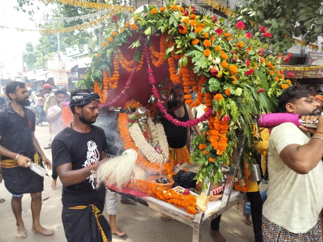 Har Har Mahadev resonates in Shiva temples on Haritalika Teej