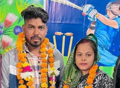 अपनी पत्नी के साथ मृतक ओमप्रकाश।