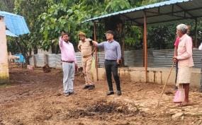 BDO expressed displeasure after seeing mud in the cowshed