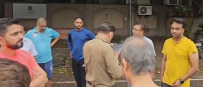 Chain Snatched From Bakery Businessman At Gunpoint – Ghaziabad News