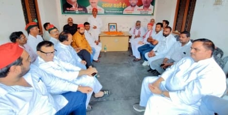 The country cannot benefit from only political freedom: SP