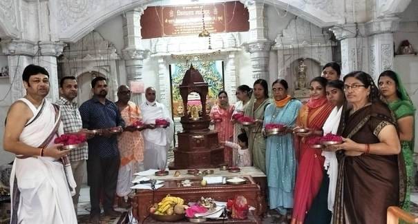 We should follow the path shown by our Gurus: Alok
