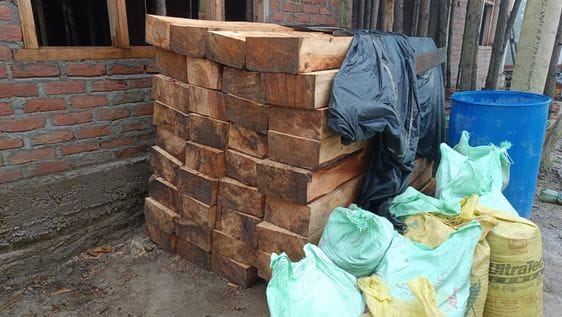 Illegally stored deodar wood worth Rs 2.67 lakh seized from a house
