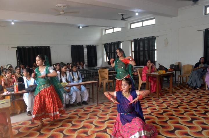GGIC Lalgarhi dominated the art festival competition