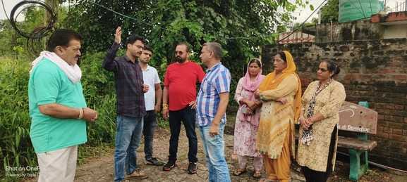 Officials inspected the waterlogging in the fields