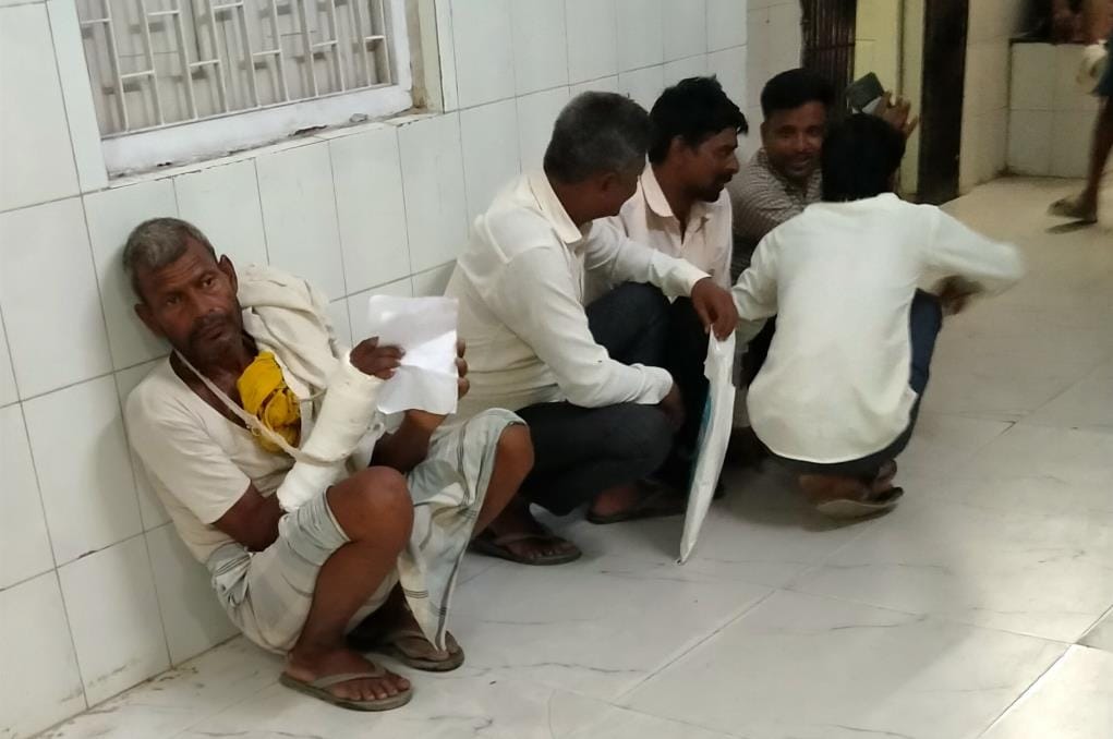 Doctors are doing surgery during OPD hours, treatment is difficult