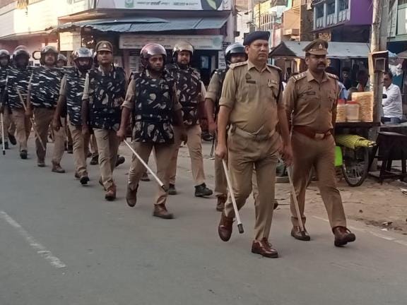 Police provided a sense of security by conducting a flag march in the city.
