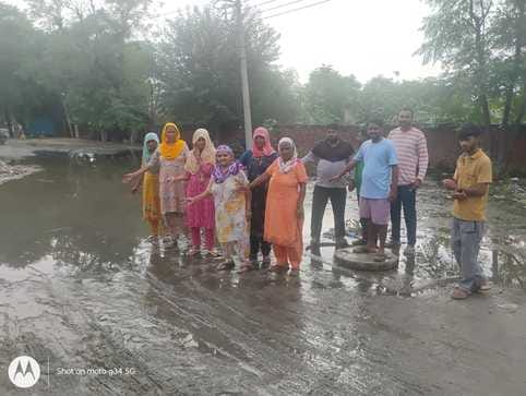 People are covering their noses because of the stench, the administration is turning a blind eye