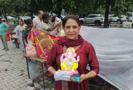 Gajanan will be seated at three thousand places in the city