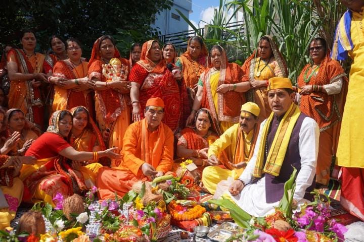 Ganesh festival started with a grand Kalash Yatra