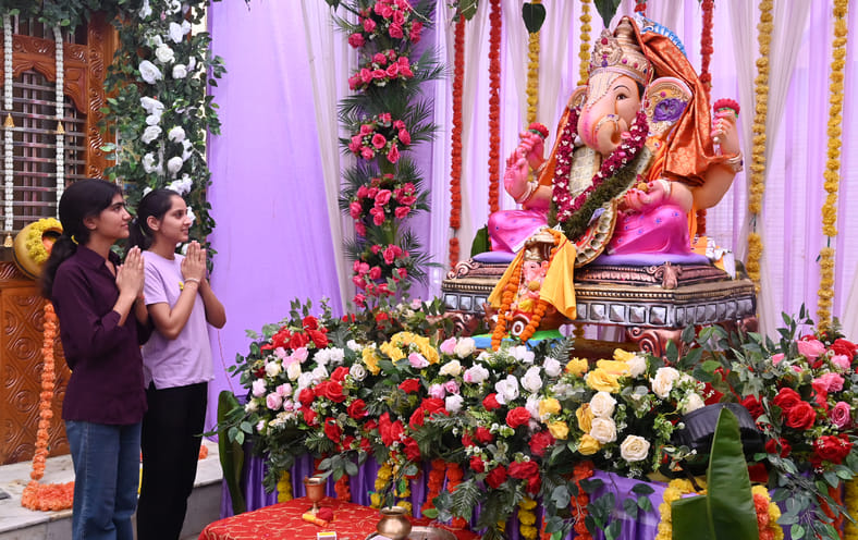 Ganesh Chaturthi festival started with great pomp in Mandi
