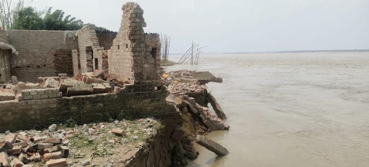 Jankinagar destroyed by erosion, only seven houses out of 95 survived