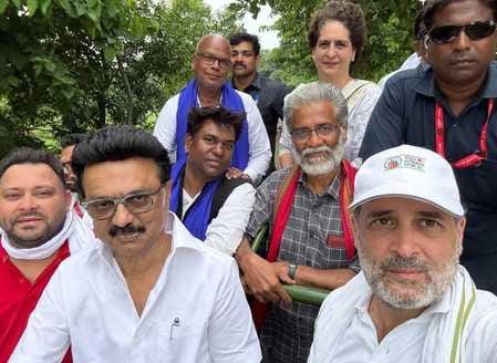 राहुल गांधी वोटर अधिकार यात्रा