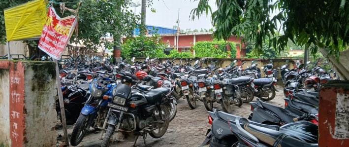 Parking at railway station unsafe, contract cancelled